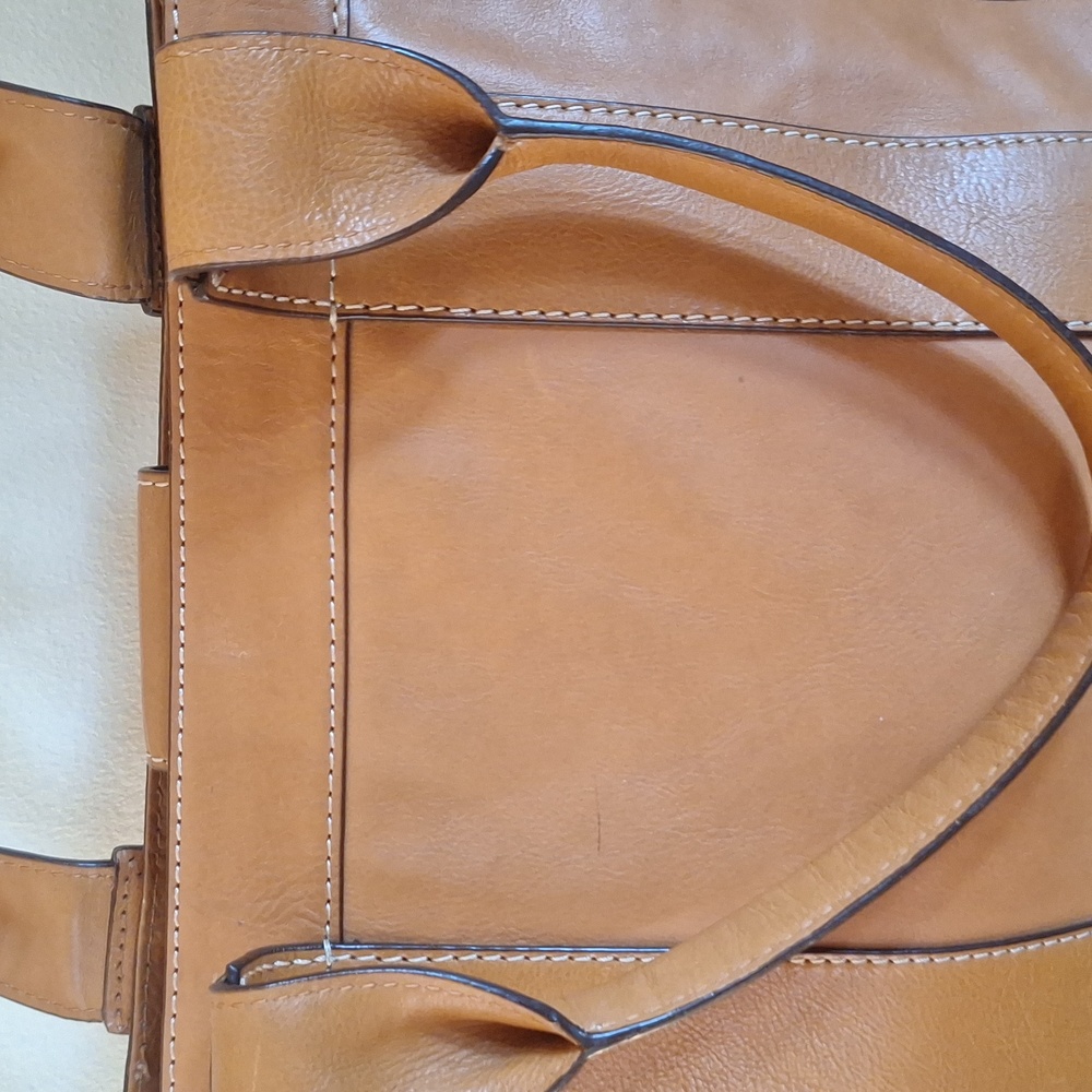 MICHAEL Michael Kors Tan Leather Tote with Structured Design - Picture 9 of 16